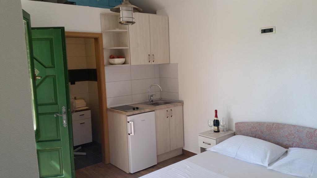 Apartments Vile Holiday Zivogosce Exterior photo