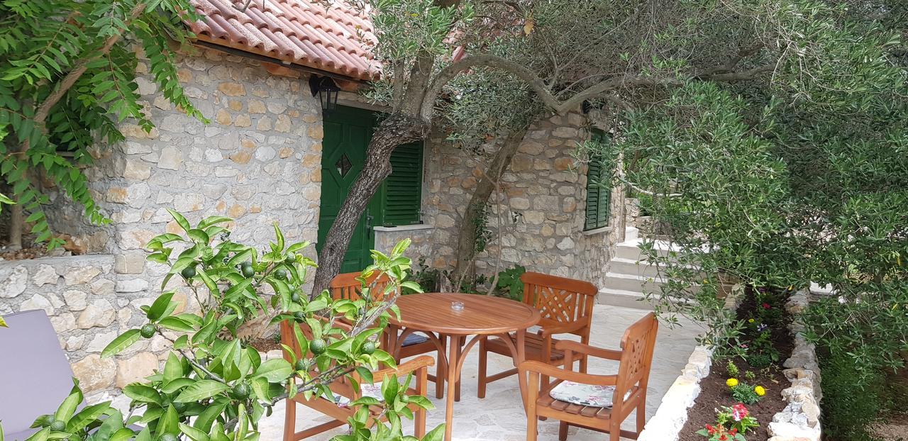 Apartments Vile Holiday Zivogosce Exterior photo